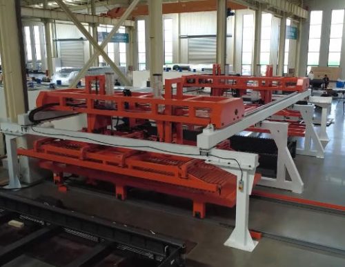Automatic Composite Loading and Unloading with Plate Storage Warehouse