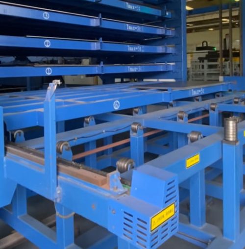 Sheet metal automatic loading and unloading warehouse