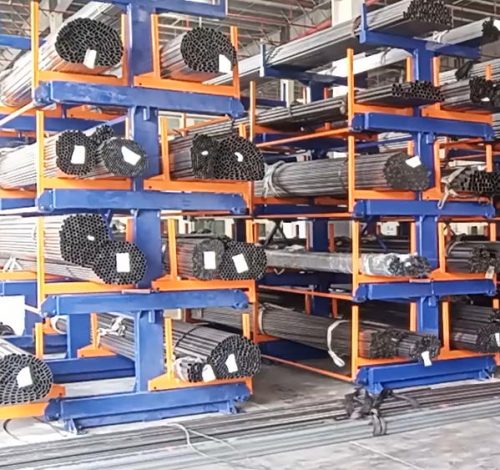 Heavy duty cantilever racking system