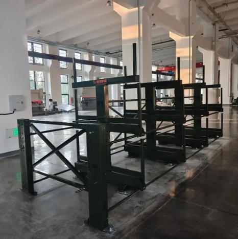 Heavy duty pipe storage rack