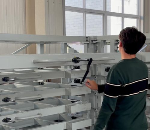 Hand-cranked steel plate shelves