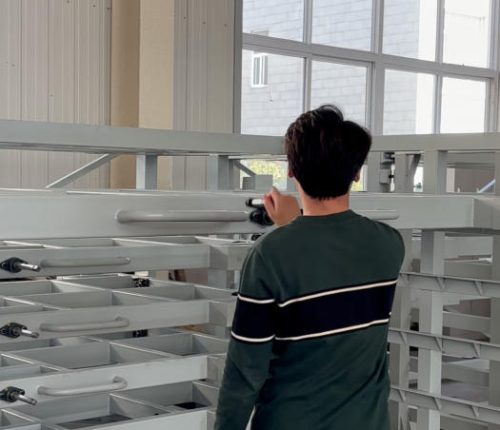 Hand-cranked steel plate shelves