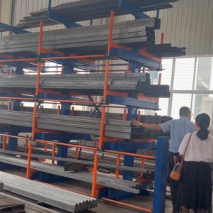 High Quality Industrial Heavy-Duty Cantilever Racks