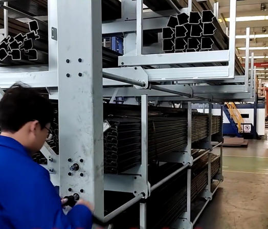 Double Sided Heavy Duty Cantilever Storage Rack: Maximize Warehouse Storage for MS Pipes and Bars