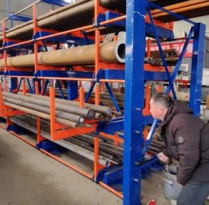 6-Level 2.5M Pipe Cantilever Structure: Heavy-Duty Steel Pipe Rack Design Supporting 700kg Per Level