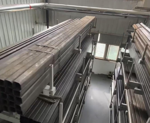 Optimize Warehouse Space with 6 Level Adjustable Cantilever Racking for Pipes and Bars