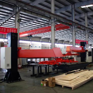 Industrial Servo Cantilever Manipulator | High-Precision Automated Loading for Laser Cutting & Press Brake Lines