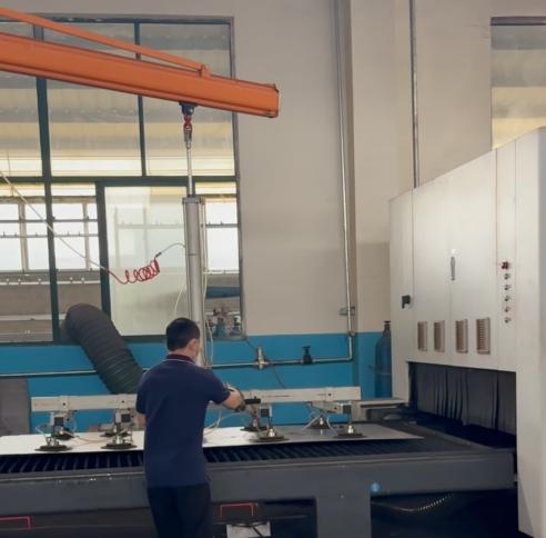 Steel Plate Vacuum Lifters for Safe and Efficient Sheet Metal Handling