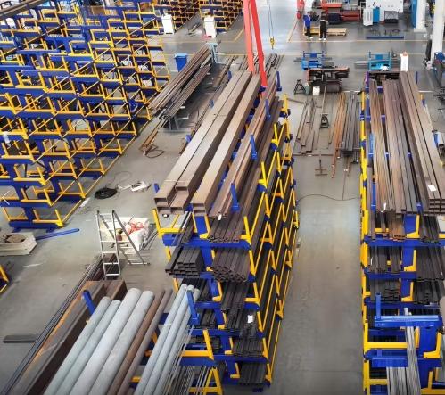 Heavy-Duty Steel Cantilever Rack for Pipe & Bar Stock | Herochu